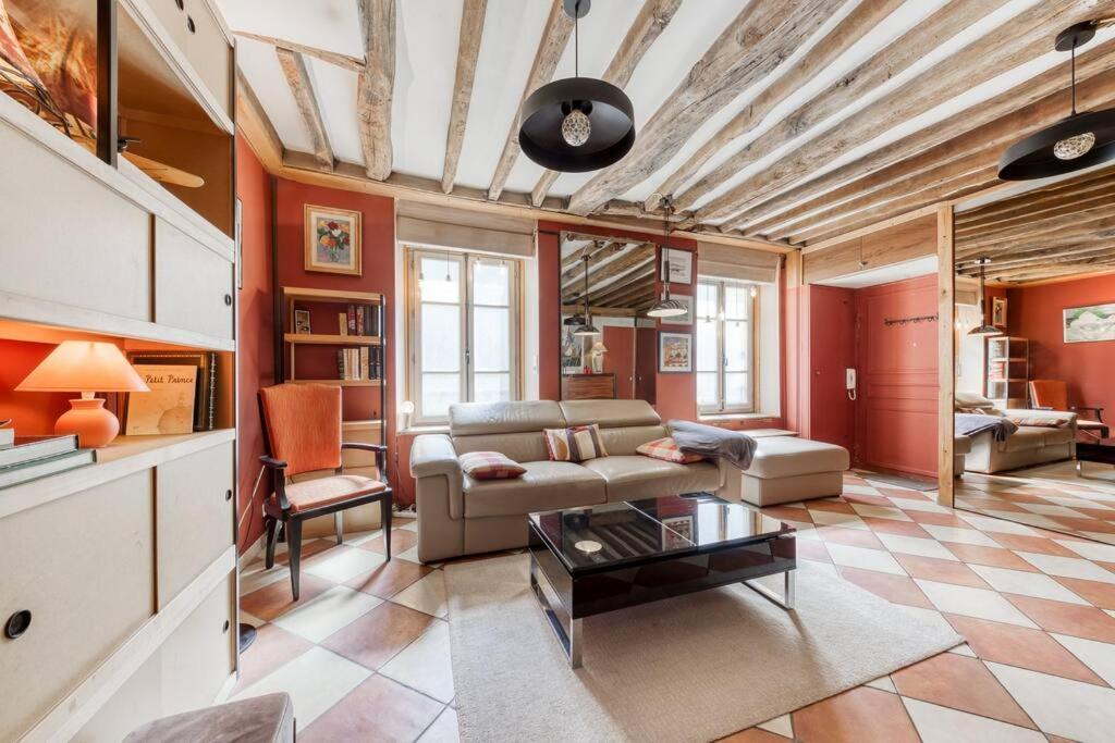 Appartement De Caractere Avec Jardinet Privatif A 1 Min Metro 1, Paris, Disneyland Vincennes Extérieur photo