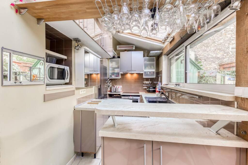 Appartement De Caractere Avec Jardinet Privatif A 1 Min Metro 1, Paris, Disneyland Vincennes Extérieur photo