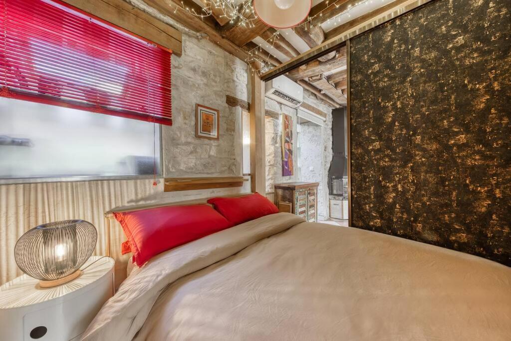 Appartement De Caractere Avec Jardinet Privatif A 1 Min Metro 1, Paris, Disneyland Vincennes Extérieur photo