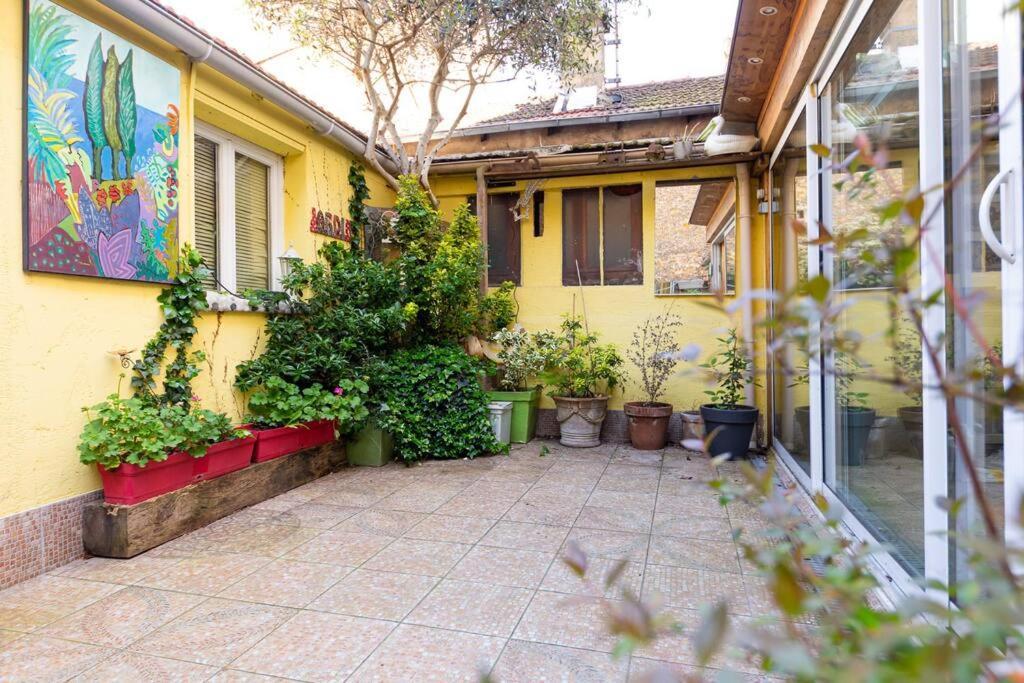 Appartement De Caractere Avec Jardinet Privatif A 1 Min Metro 1, Paris, Disneyland Vincennes Extérieur photo